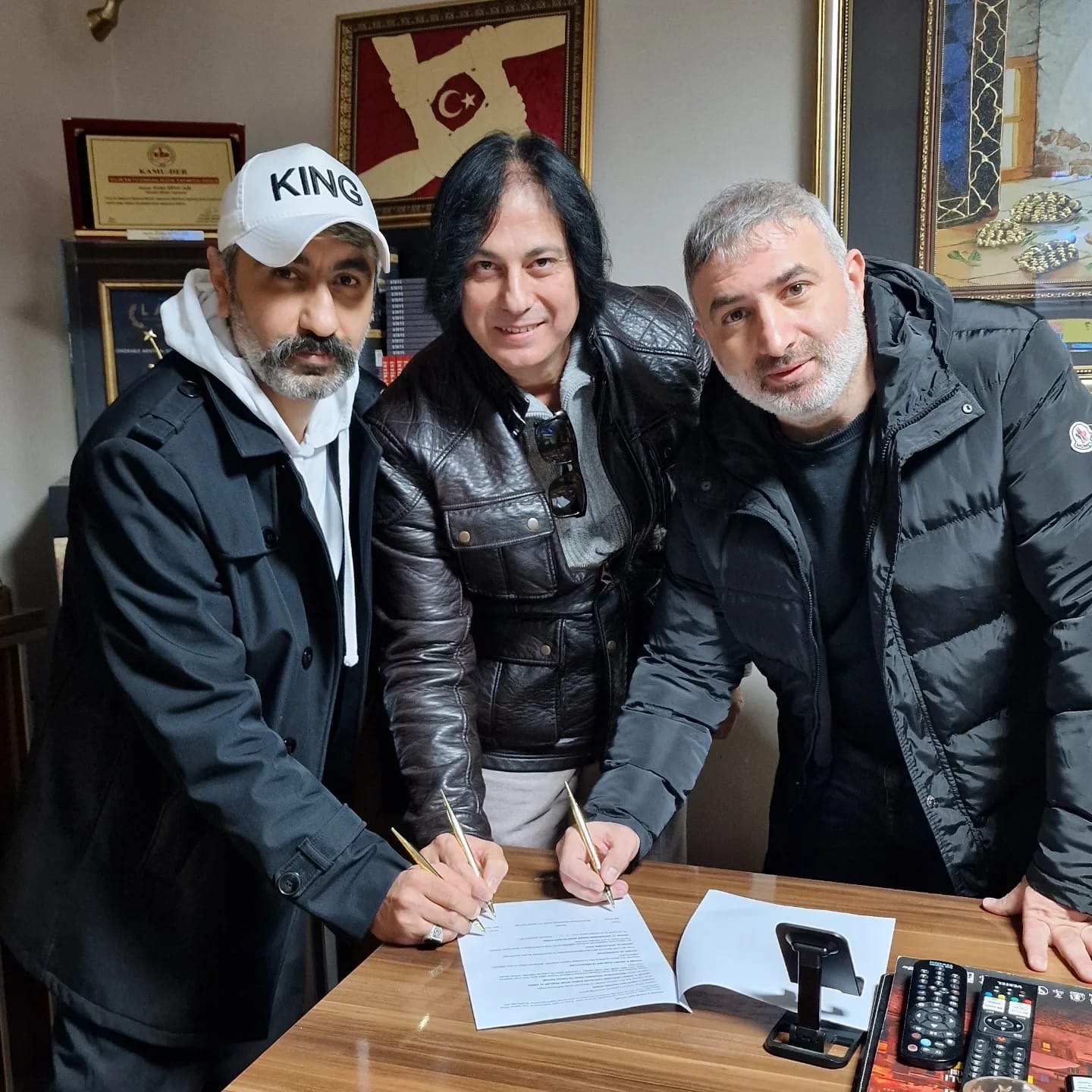 LONDRA TÜRK FİLMLERI FESTİVALİ İÇİN İMZALAR ATILDI