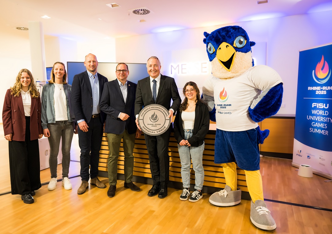 Rhine-Ruhr 2025 FISU Dünya Üniversite Oyunları  Resmi Plaketi Teslim Edildi