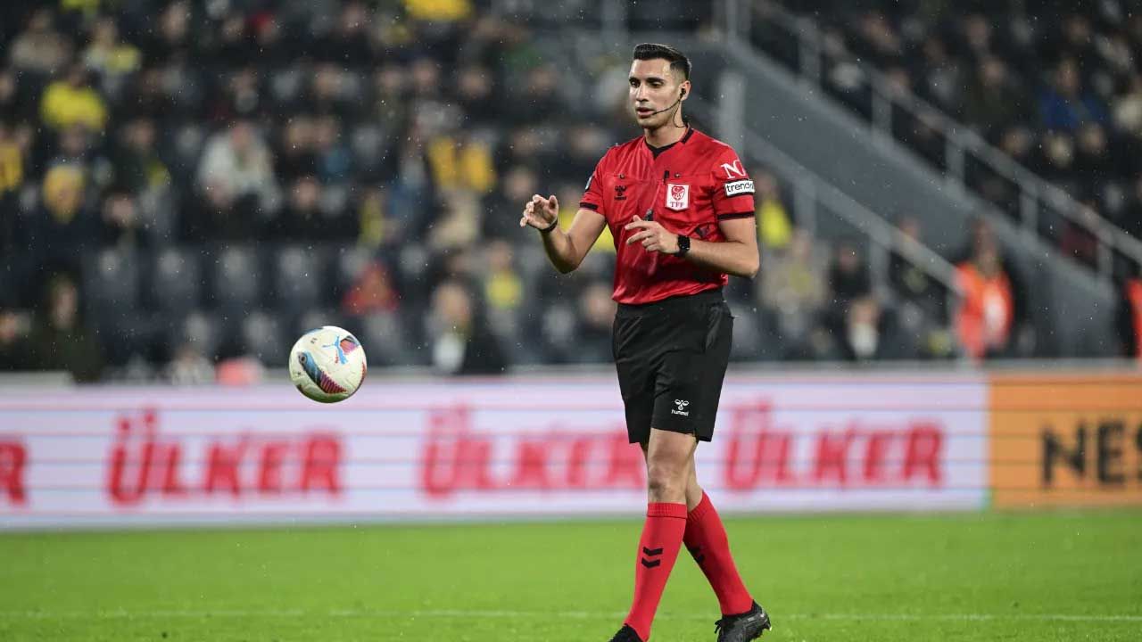 Trendyol Süper Lig 18. hafta hakemleri açıklandı: Galatasaray- Göztepe maçına sürpriz hakem