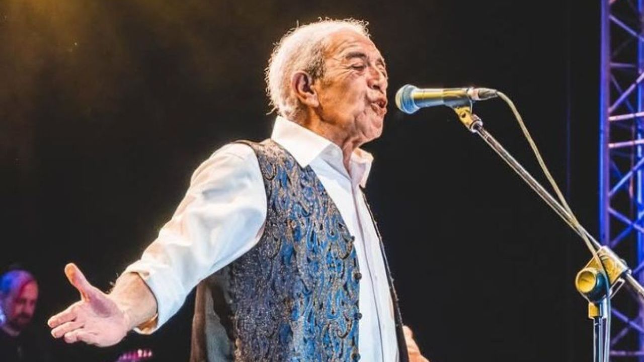 Ünlü sanatçı Edip Akbayram yoğun bakımda
