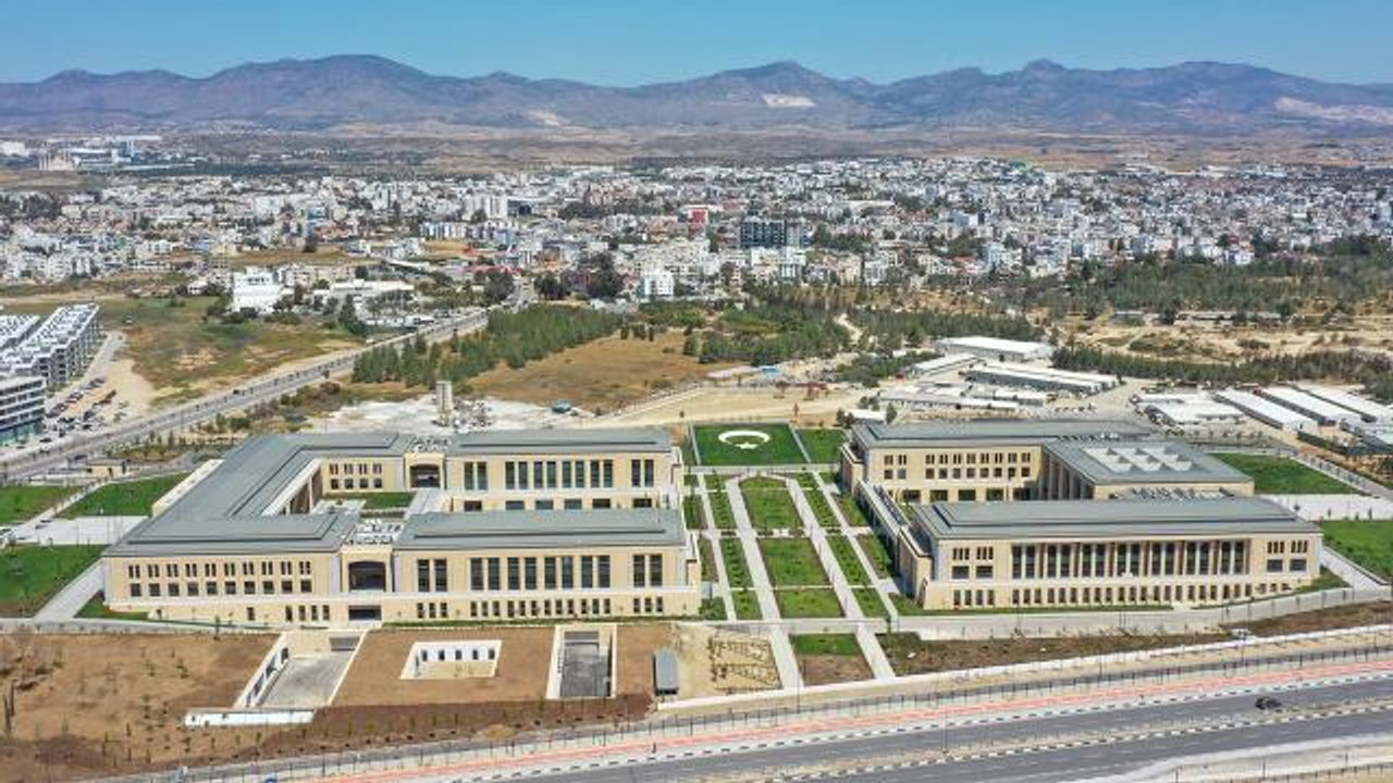 KKTC'de tarihi gün: Cumhuriyet yerleşkesi açıldı