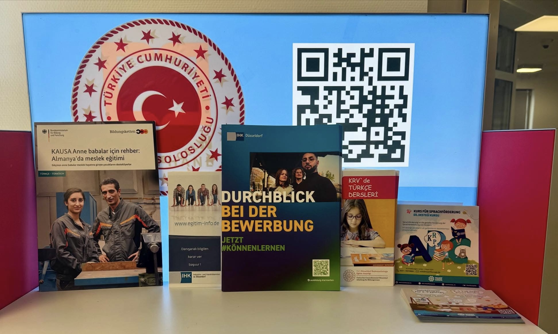 Düsseldorf Başkonsolosluğu’ndan Ebeveynlere Meslek Eğitimi Rehberi Duyurusu