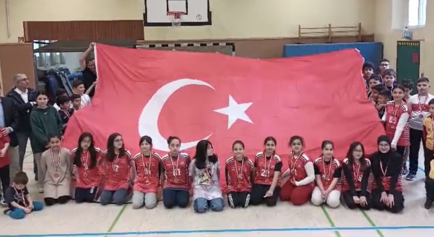 DUİSBURG’ta SEZON FİNALİ