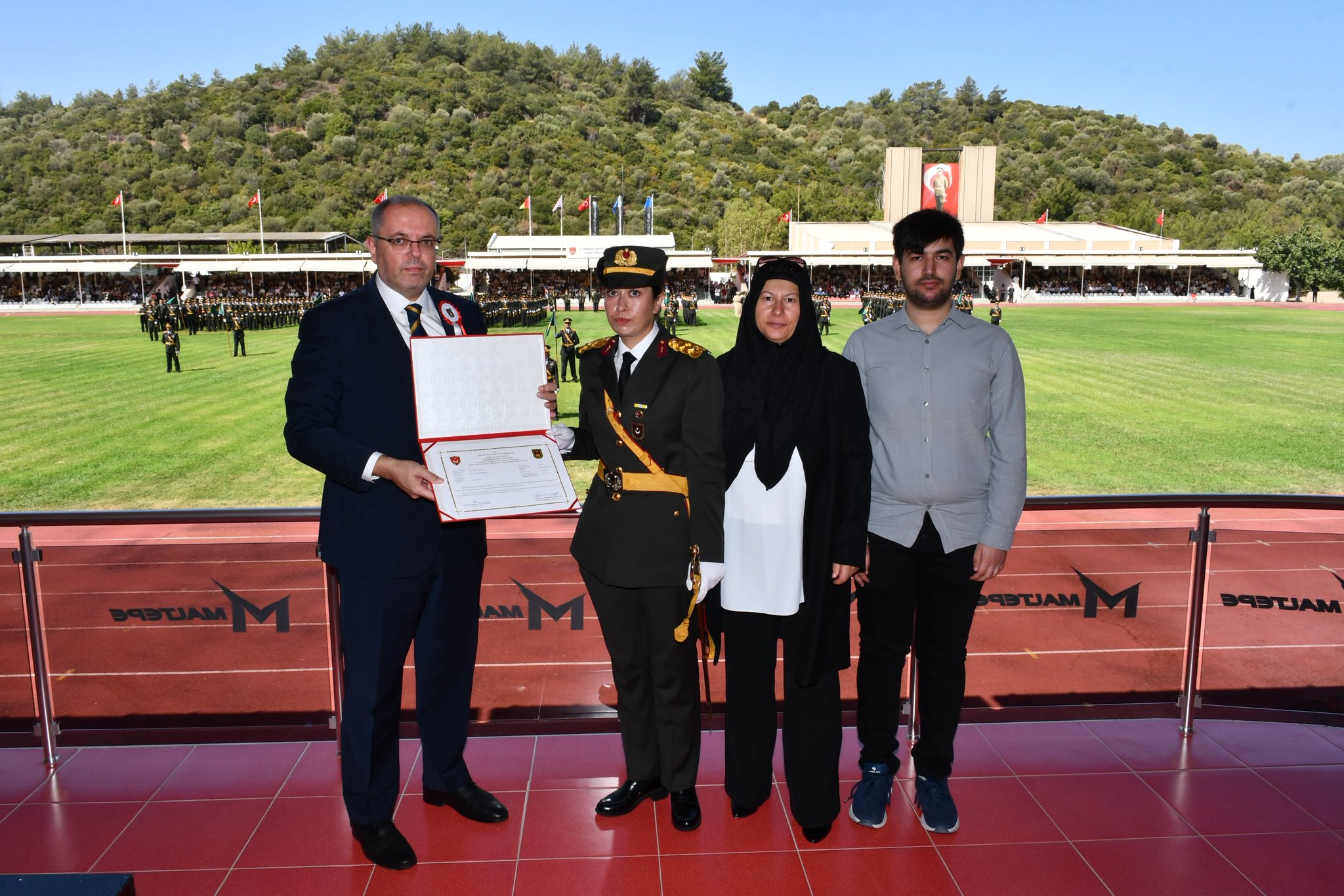 Şehit Ömer Halisdemir’in Kızı Elif Nur Halisdemir Teğmen oldu