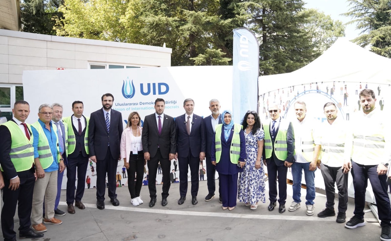 Zafer Sırakaya’dan UID Kapıkule Standına Anlamlı Ziyaret
