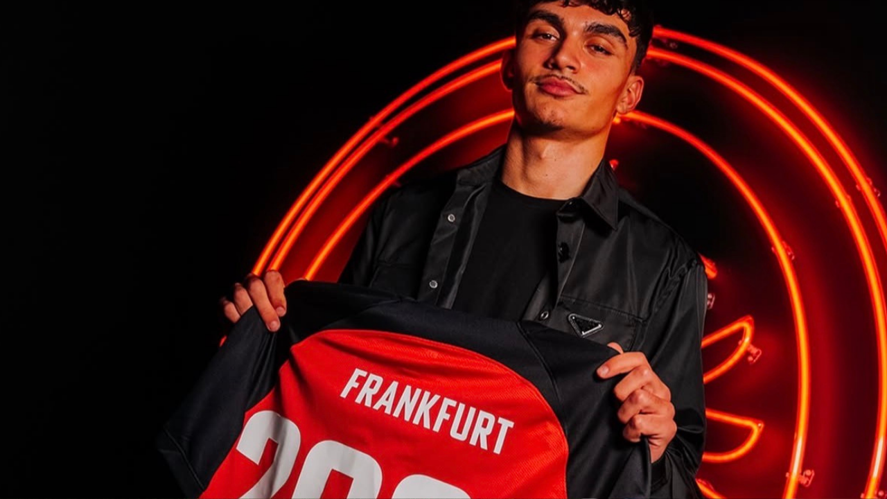 Can Uzun’dan Frankfurt’a Hayat Öpücüğü