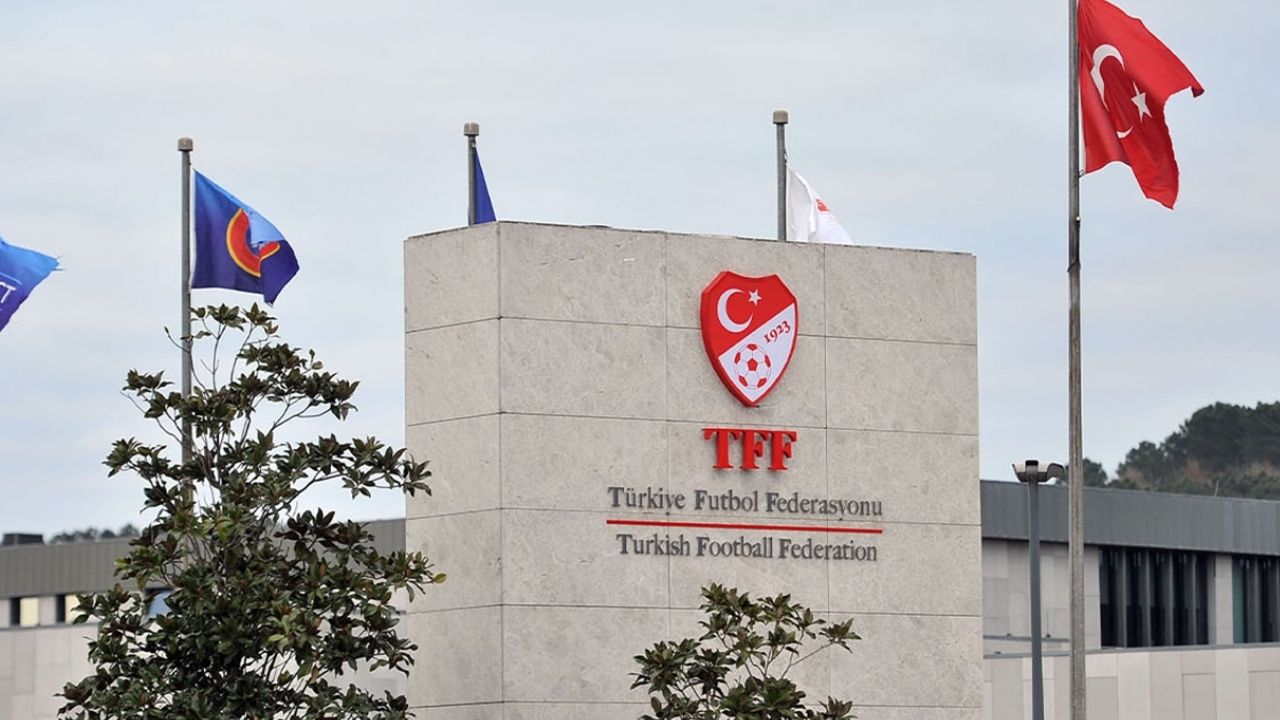 Hakem ve kulüp yöneticilerine bahis operasyonu: 19 kişi adliyeye sevk edildi