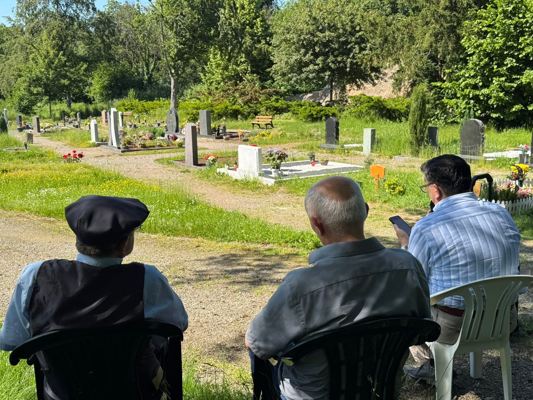 Kurban Bayramı Arifesinde Kabristan Ziyareti: Duisburg’da Dualar Yapıldı