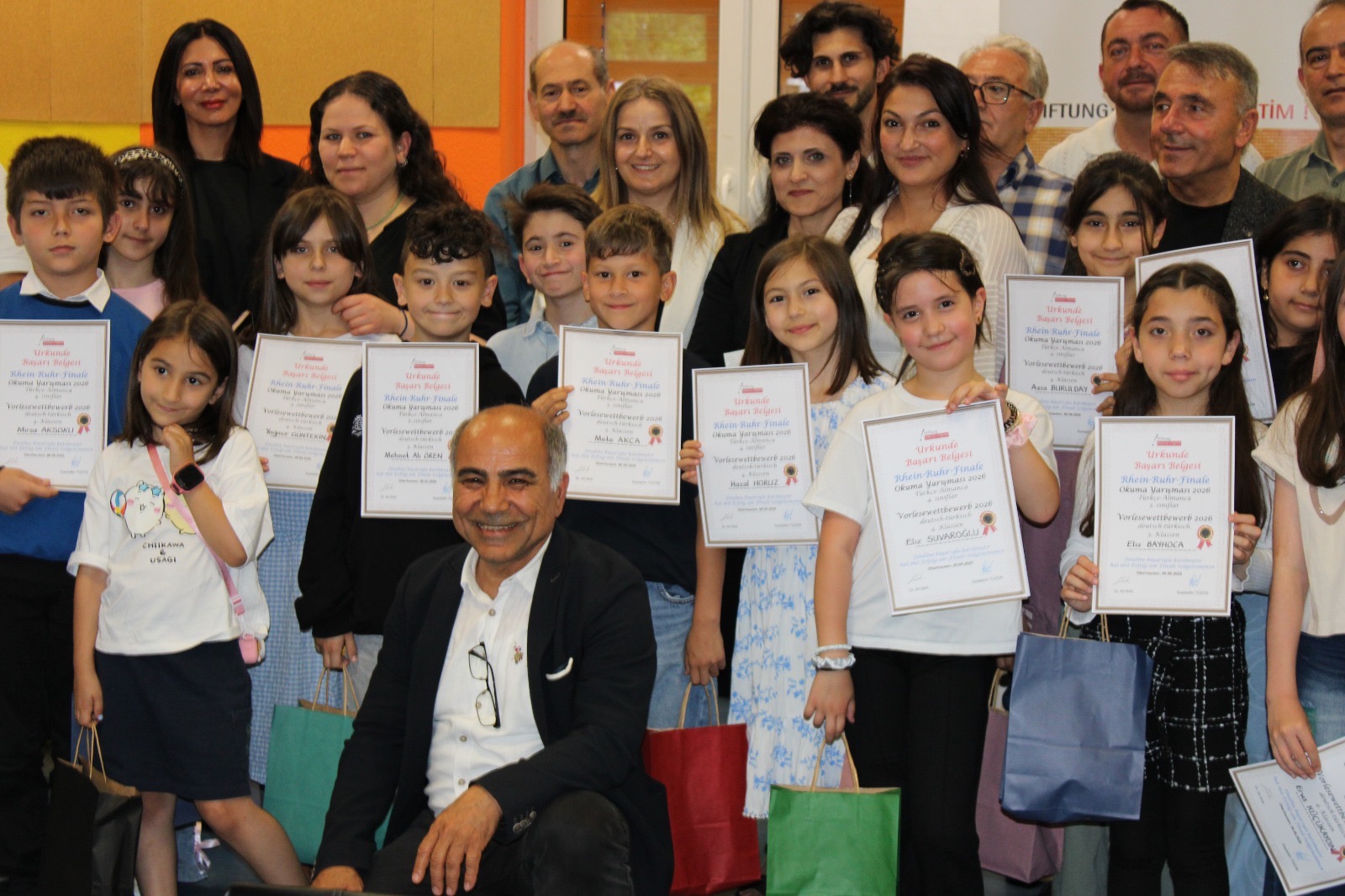 Oberhausen’da İki Dilli Okuma Yarışmasının Finali Büyük İlgi Gördü