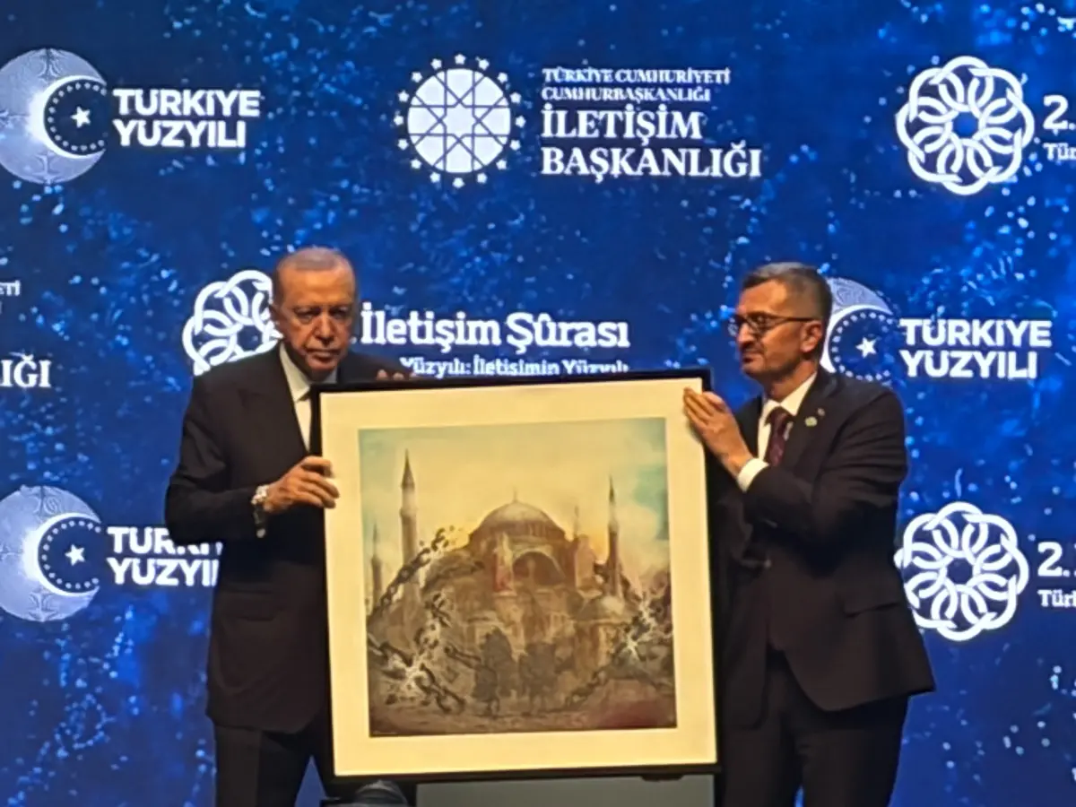 Cumhurbaşkanı Erdoğan: 'Hakikatin en fazla zarar gördüğü bir dönemden geçiyoruz'